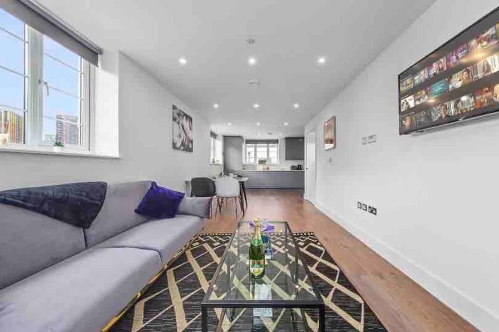 Апартаменти Cozy Flat Near London Eye/ Victoria / Vauxhall Екстер'єр фото