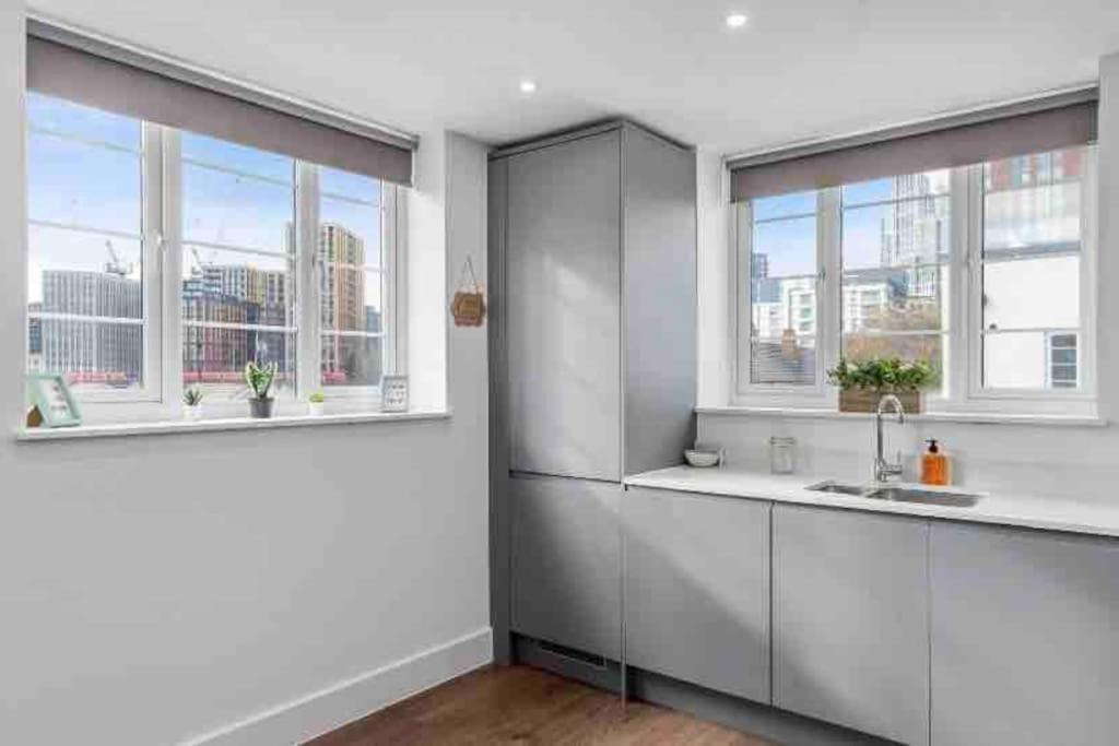 Апартаменти Cozy Flat Near London Eye/ Victoria / Vauxhall Екстер'єр фото