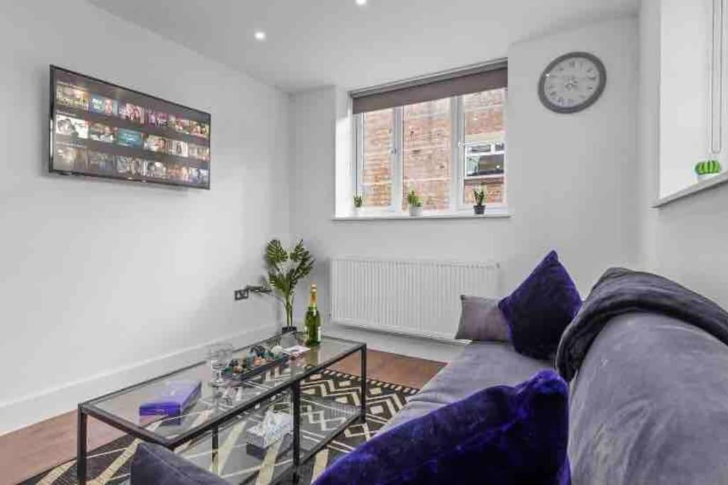 Апартаменти Cozy Flat Near London Eye/ Victoria / Vauxhall Екстер'єр фото