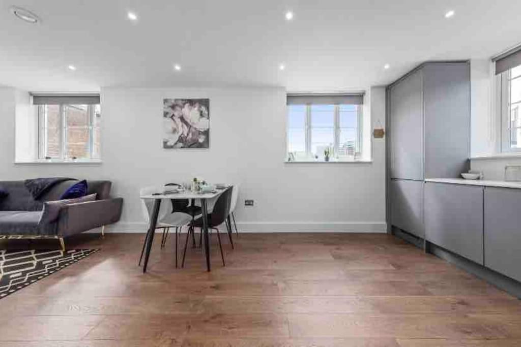 Апартаменти Cozy Flat Near London Eye/ Victoria / Vauxhall Екстер'єр фото