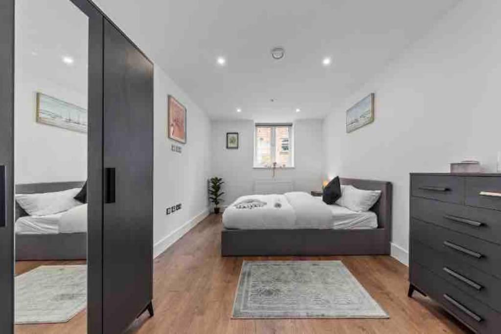 Апартаменти Cozy Flat Near London Eye/ Victoria / Vauxhall Екстер'єр фото