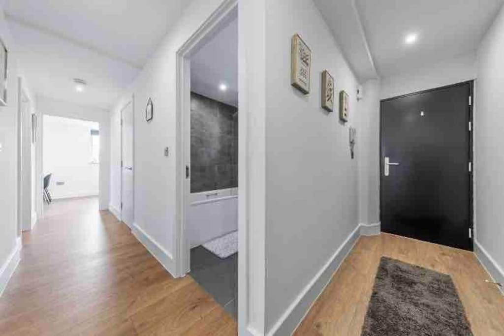 Апартаменти Cozy Flat Near London Eye/ Victoria / Vauxhall Екстер'єр фото