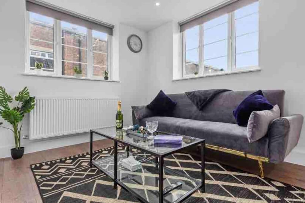 Апартаменти Cozy Flat Near London Eye/ Victoria / Vauxhall Екстер'єр фото