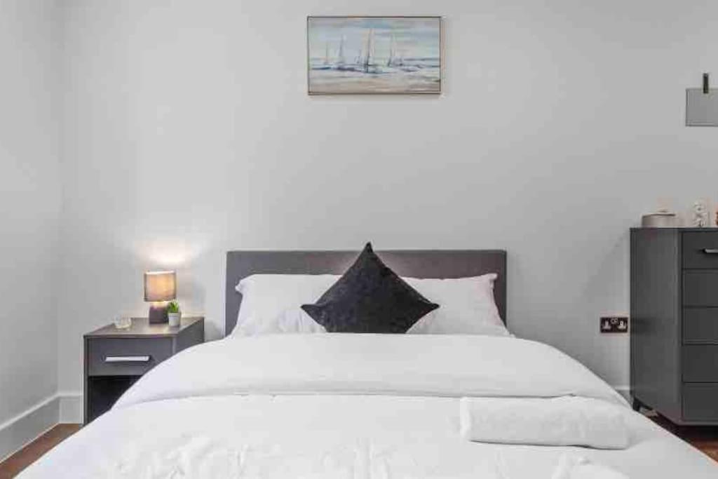 Апартаменти Cozy Flat Near London Eye/ Victoria / Vauxhall Екстер'єр фото