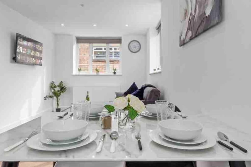 Апартаменти Cozy Flat Near London Eye/ Victoria / Vauxhall Екстер'єр фото